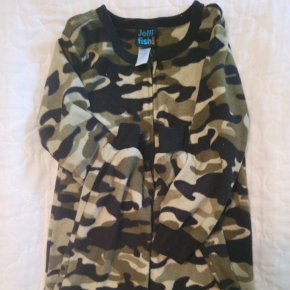 Jelli fish boys, xs(4/5) pjs